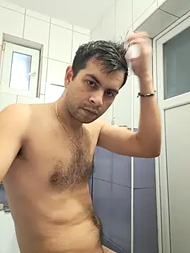 Snapshot of hornny1995 chatting on November 19, 9:09 am hornny1995 online show from November 19, 9:09 am