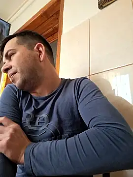 Snapshot of hornny1995 chatting on January 19, 7:45 am hornny1995 online show from January 19, 7:45 am