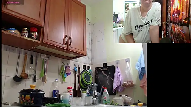 Snapshot of Sakura_Green chatting on September 28, 7:08 pm Sakura Green online show from September 28, 7:08 pm