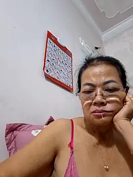 Snapshot of Hotestlove chatting on September 20, 10:27 am Hotestlove online show from September 20, 10:27 am