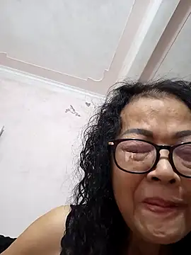 Snapshot of Hotestlove chatting on October 31, 1:56 pm Hotestlove online show from October 31, 1:56 pm