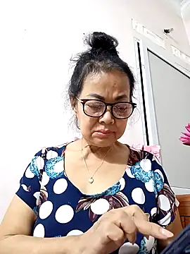 Hotestlove online show from December 4, 12:03 pm