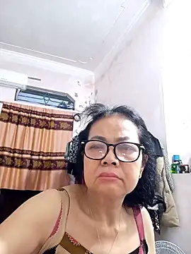 Hotestlove online show from March 12, 11:00 pm