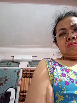 Hotestlove online show from May 9, 10:04 pm