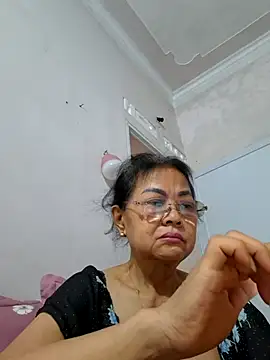 Hotestlove online show from May 12, 10:23 am
