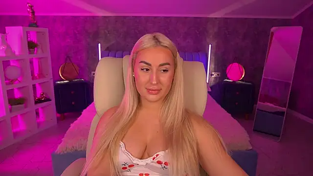 LiaBrazzerr online show from April 27, 2:04 pm