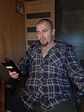 Foxyshaved online show from September 21, 5:42 am