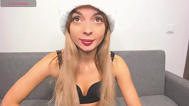 Snapshot of _ellen_meow_ chatting on January 9, 9:37 am  ellen meow  online show from January 9, 9:37 am