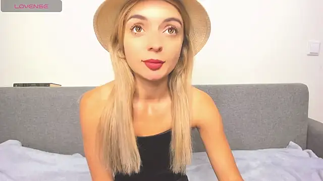 Snapshot of _ellen_meow_ chatting on January 31, 5:53 pm  ellen meow  online show from January 31, 5:53 pm