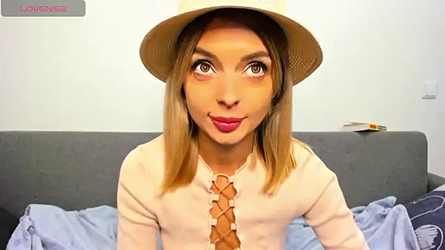 Snapshot of _ellen_meow_ chatting on October 27, 9:08 pm  ellen meow  online show from October 27, 9:08 pm