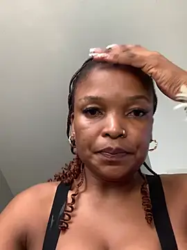 slimcateee online show from February 7, 2:04 pm