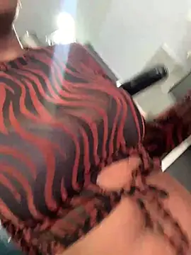 slimcateee online show from February 10, 9:47 am