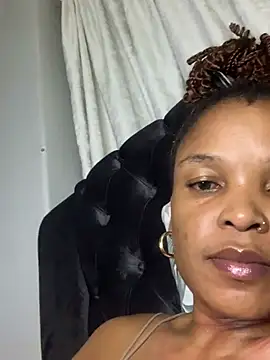 slimcateee online show from February 22, 8:31 pm