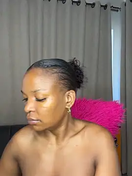slimcateee online show from May 15, 8:21 am