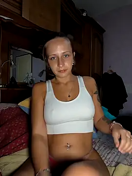 emma4xxx online show from April 30, 7:42 pm