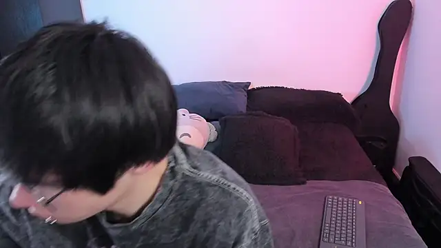 Aventure Twinks online show from December 3, 5:11 pm