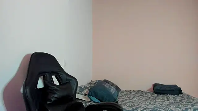 Snapshot of nina_pons chatting on March 17, 7:39 pm nina pons online show from March 17, 7:39 pm