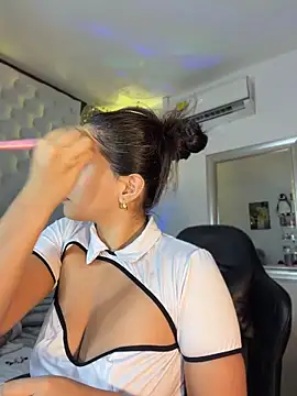 ZarahEvans online show from May 14, 8:48 pm