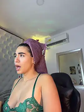 ZarahEvans online show from May 28, 8:06 pm