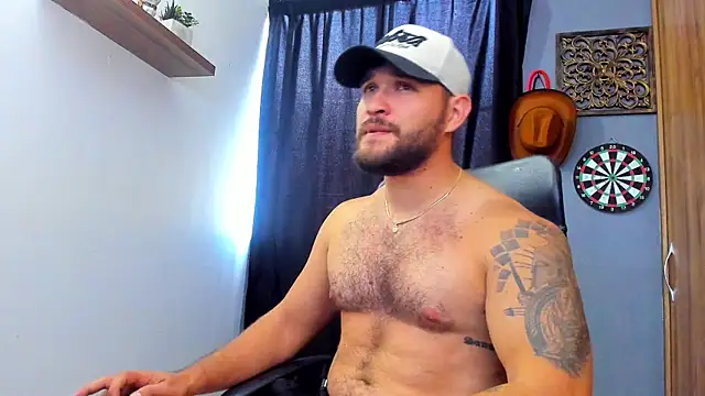 Snapshot of AndrewDiaz chatting on March 31, 9:48 pm AndrewDiaz online show from March 31, 9:48 pm