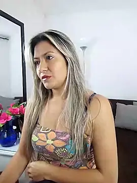 Snapshot of valeriahunter1 chatting on March 3, 10:10 pm valeriahunter1 online show from March 3, 10:10 pm