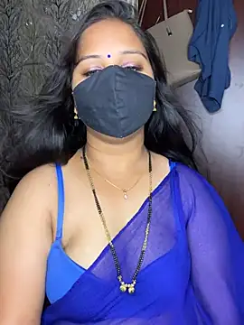 Snapshot of kannadatelugugirl chatting on February 19, 12:50 am kannadatelugugirl online show from February 19, 12:50 am