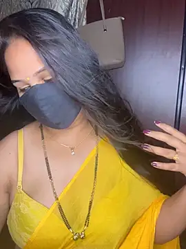 Snapshot of kannadatelugugirl chatting on March 2, 12:35 am kannadatelugugirl online show from March 2, 12:35 am