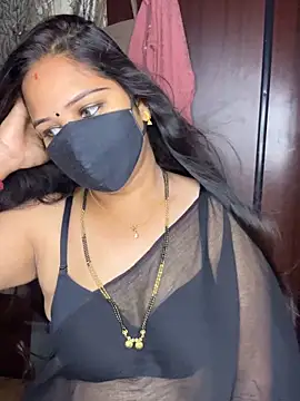 Snapshot of kannadatelugugirl chatting on March 4, 12:27 am kannadatelugugirl online show from March 4, 12:27 am