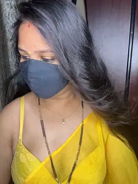 Snapshot of kannadatelugugirl chatting on March 31, 12:23 am kannadatelugugirl online show from March 31, 12:23 am