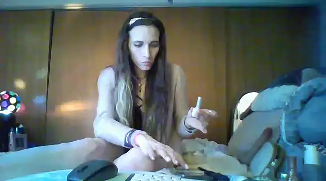 Snapshot of SmokeShow686 chatting on December 22, 9:44 am SmokeShow686 online show from December 22, 9:44 am