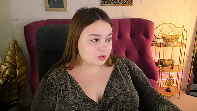 Snapshot of KimberlyMaran chatting on December 14, 1:16 pm KimberlyMaran online show from December 14, 1:16 pm