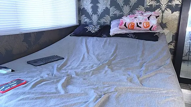 Snapshot of tatiana_big_ass_boobs chatting on March 17, 7:28 pm tatiana big ass boobs online show from March 17, 7:28 pm