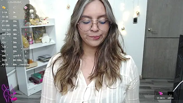 Valery7rose  online show from January 18, 1:19 am