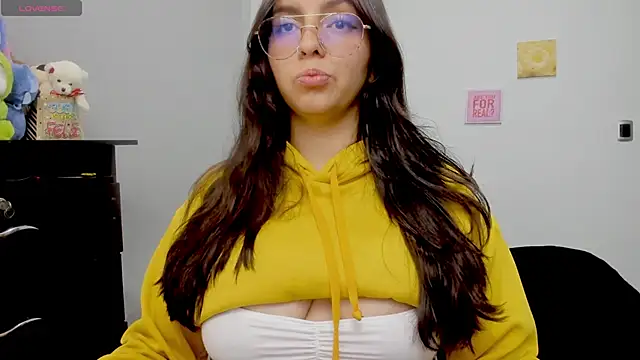 Valery7rose  online show from September 12, 9:15 pm