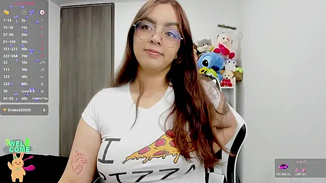 Snapshot of Valery7rose_ chatting on April 6, 2:40 pm Valery7rose online show from April 6, 2:40 pm