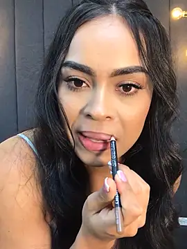 JuanaSimons online show from December 18, 1:05 am