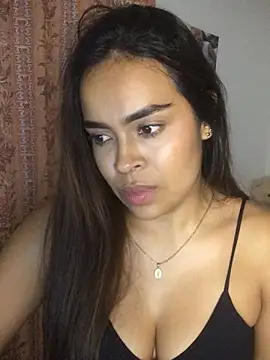 JuanaSimons online show from March 5, 1:45 am