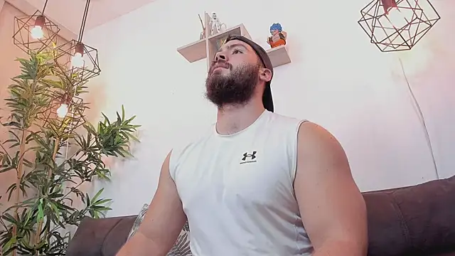 SebastianVilla  online show from May 5, 12:07 am