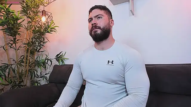 SebastianVilla  online show from May 18, 8:36 pm