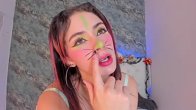 CAMILLEN PETTID online show from December 12, 8:32 pm