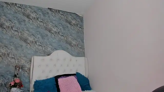 CAMILLEN PETTID online show from January 30, 10:51 pm