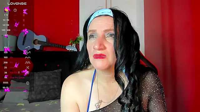 Snapshot of Andrefoxx_ chatting on October 16, 3:18 am Andrefoxx  online show from October 16, 3:18 am