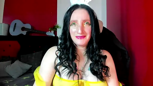 Snapshot of Andrefoxx_ chatting on October 25, 3:58 am Andrefoxx  online show from October 25, 3:58 am