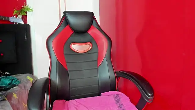 Snapshot of Andrefoxx_ chatting on October 26, 4:02 pm Andrefoxx  online show from October 26, 4:02 pm