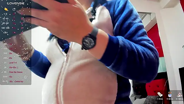 Snapshot of Andrefoxx_ chatting on October 30, 3:19 am Andrefoxx  online show from October 30, 3:19 am