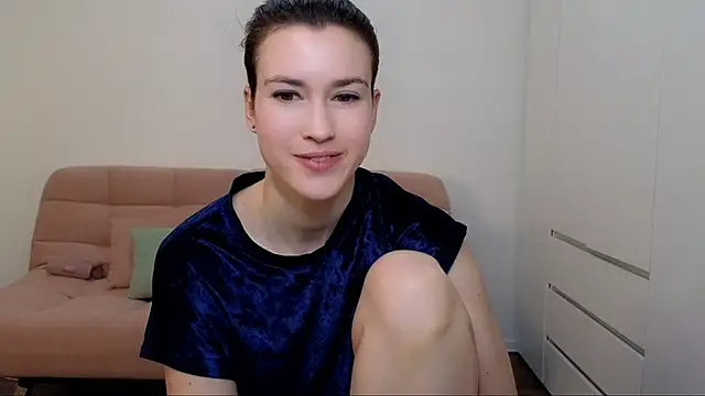 AliciaNewell online show from December 28, 6:39 am
