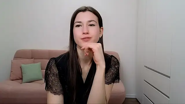 AliciaNewell online show from February 11, 12:48 pm