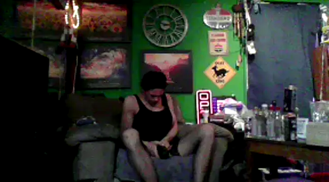 Snapshot of Brooke-lynn chatting on February 25, 3:16 pm Brooke-lynn online show from February 25, 3:16 pm