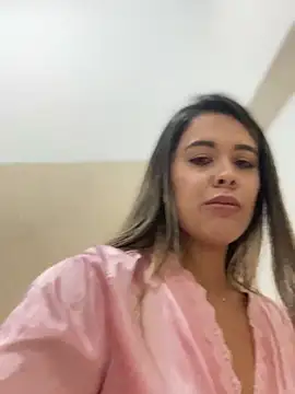 Snapshot of Emilia_Bakerr chatting on March 21, 9:45 pm Emilia Bakerr online show from March 21, 9:45 pm