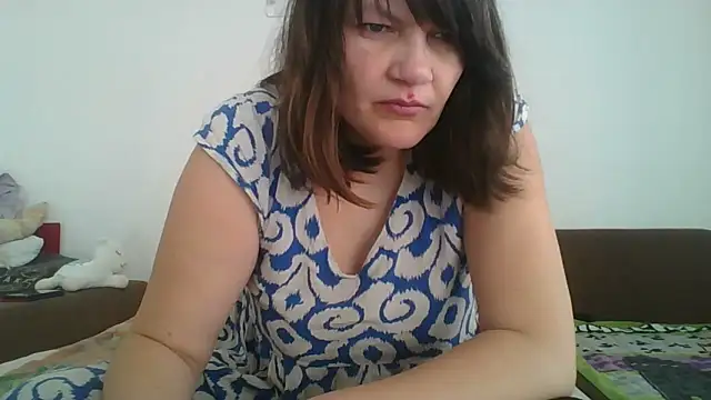 Snapshot of Lucinka1 chatting on March 19, 7:40 am Lucinka1 online show from March 19, 7:40 am